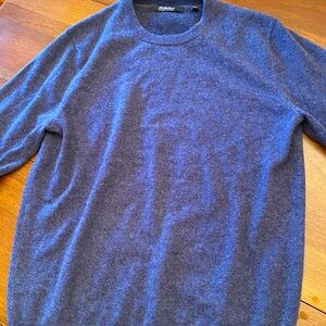 Saks Fifth Avenue - navy blue cashmere sweater, size medium